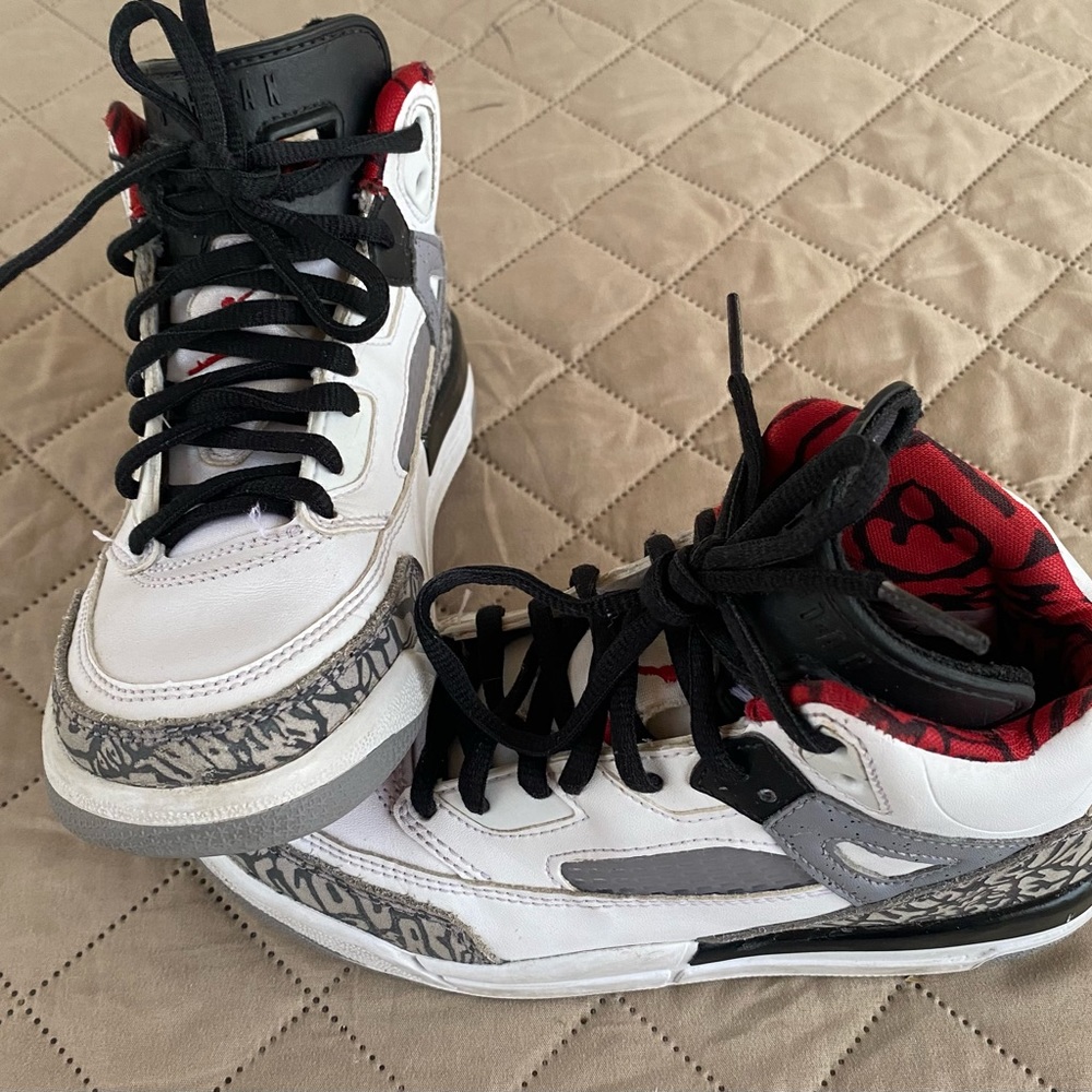 Jordan youth shoes size 1.5